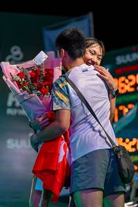 BIB: 629
                            <button type="button" onclick="openModal(24885018)" class="btn btn-primary btn-sm float-right btn-popup" data-toggle="modal" data-target=".modal-high-quality">
                        <i class="fas fa-shopping-cart"></i> Add to Cart
                    </button>
                                            <button type="button" onclick="isThisMe(24885018, true)" class="btn btn-success btn-sm float-right btn-popup btn-isme hidden" data-toggle="tooltip" data-placement="bottom" title="นี่คือรูปของคุณใช่ไหม คลิกที่นี่เพื่อเอาเข้าอัลบั้ม">
                        <i class="fas fa-plus"></i> Add to album
                    </button>
                    <button type="button" onclick="isThisMe(24885018, false)" class="btn btn-warning btn-sm float-right btn-popup btn-isnotme hidden">
                        <i class="fas fa-ban"></i> Remove from album
                    </button>